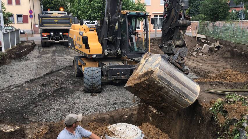 Video 1 H+H Berger Abbruch-, Bagger-, Erdarbeiten Wetterau